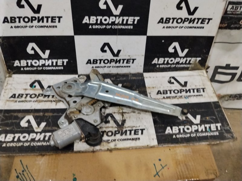 Стеклоподъемник TOYOTA PLATZ NCP12 1NZFE 2000 задний правый (б/у)