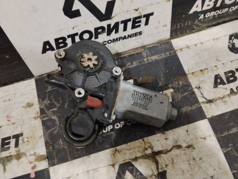 Мотор стеклоподъемника TOYOTA BB NCP31 1NZFE 2003 передний правый (б/у)