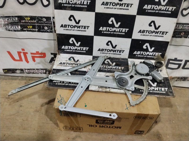 Стеклоподъемник TOYOTA SPADE NCP145 1NZFE 2012 передний правый (б/у)