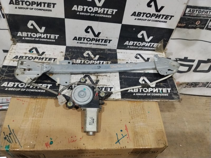 Стеклоподъемник MAZDA DEMIO DW3W В3 1998 передний левый (б/у)