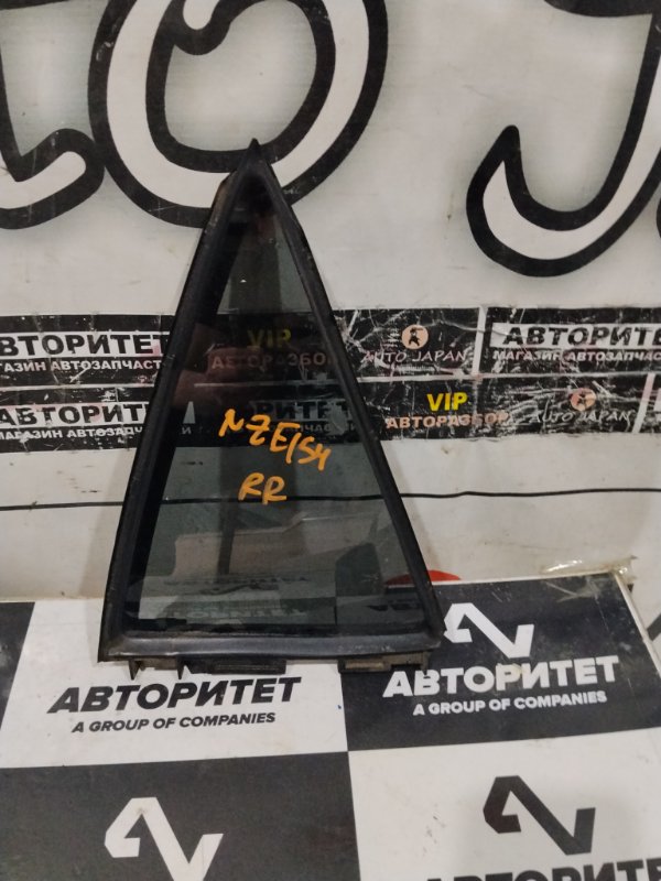 Форточка двери TOYOTA AURIS NZE154 1NZFE 2007 задняя правая (б/у)