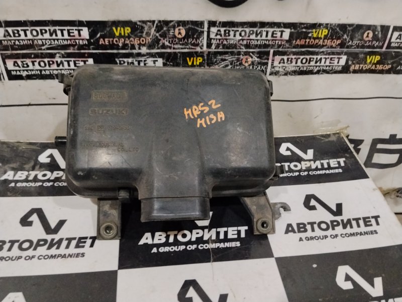 Корпус воздушного фильтра SUZUKI CHEVROLET CRUZE HR52S M13A 2003 (б/у)