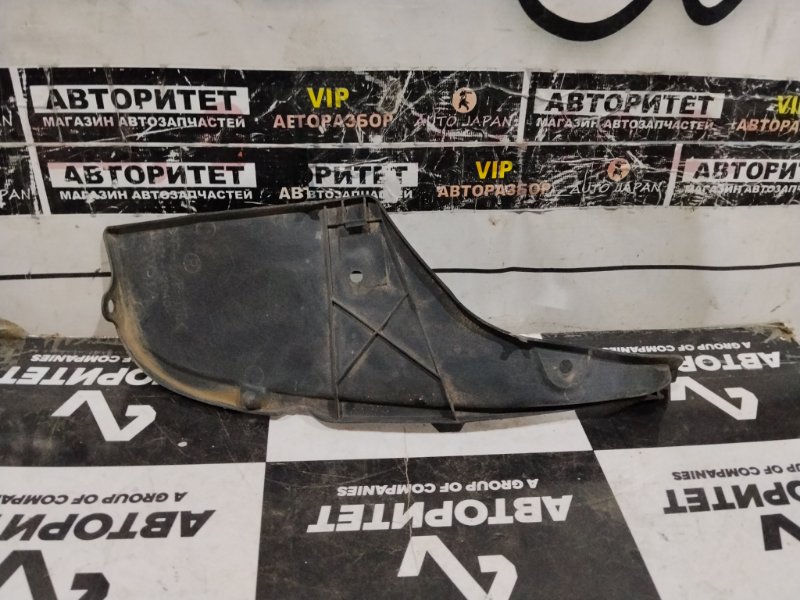 Подкрылок TOYOTA PLATZ NCP12 1NZFE 2001 задний правый (б/у)