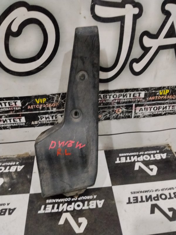 Подкрылок MAZDA DEMIO DW3W B3 1998 задний левый (б/у)