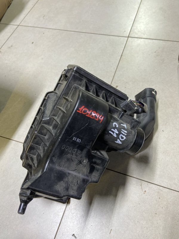 Корпус воздушного фильтра NISSAN TIIDA C11 HR15DE (б/у)