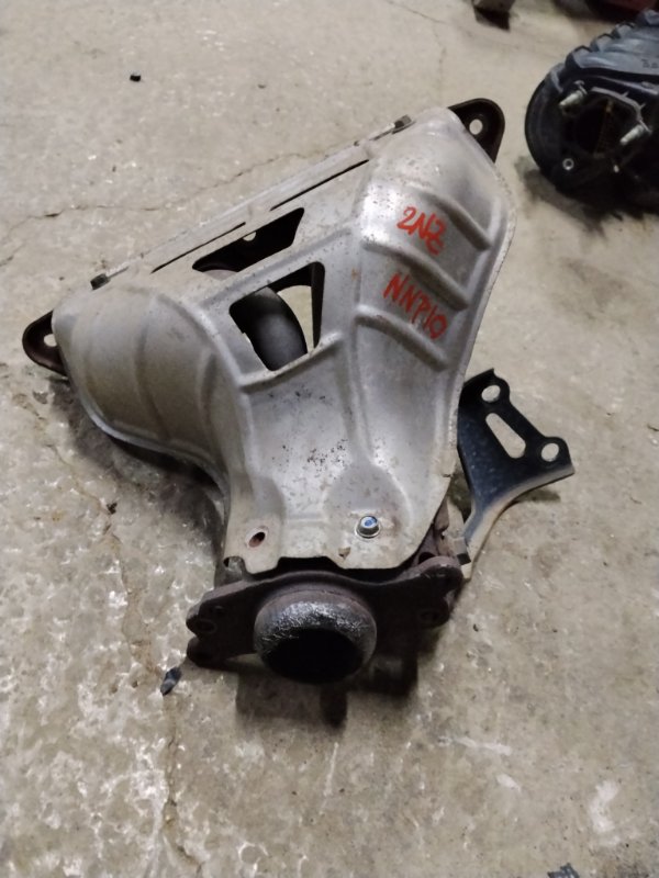 Коллектор выпускной TOYOTA PORTE NNP10 2NZFE 2007 (б/у)