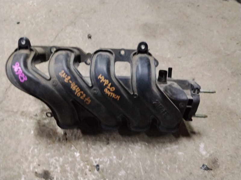 Коллектор впускной TOYOTA PORTE NNP10 2NZFE 2007 (б/у)