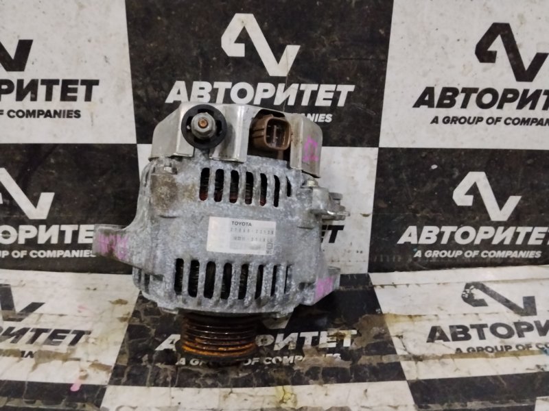 Генератор TOYOTA PREMIO ZZT240 1ZZFE 2003 (б/у)