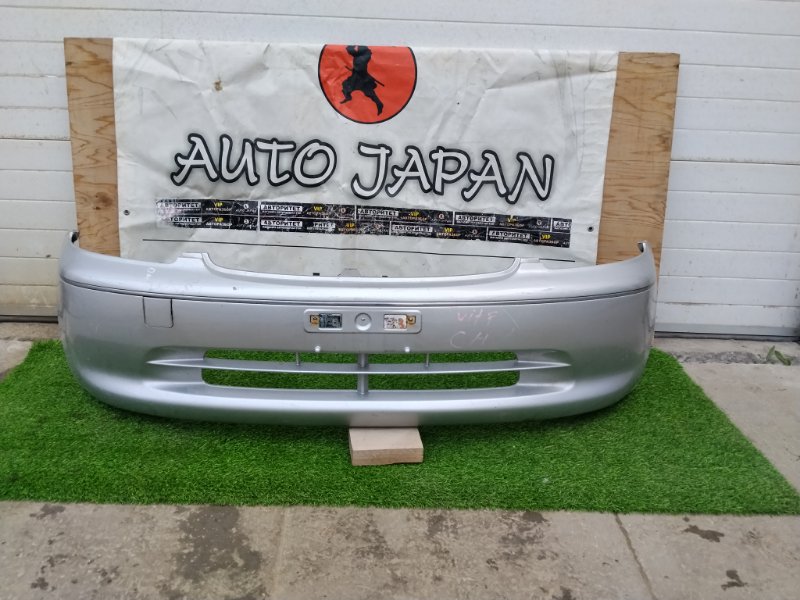 Бампер TOYOTA VITZ NCP10 2NZFE 2000 передний (б/у)