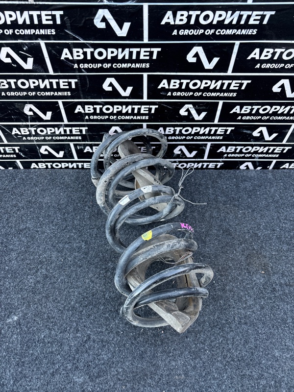 Пружина TOYOTA PASSO KGC30 1KRFE задняя (б/у)
