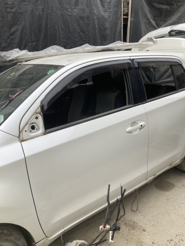 Дверь TOYOTA IST NCP110-2004734 1NZFE 2011 передняя левая (б/у)