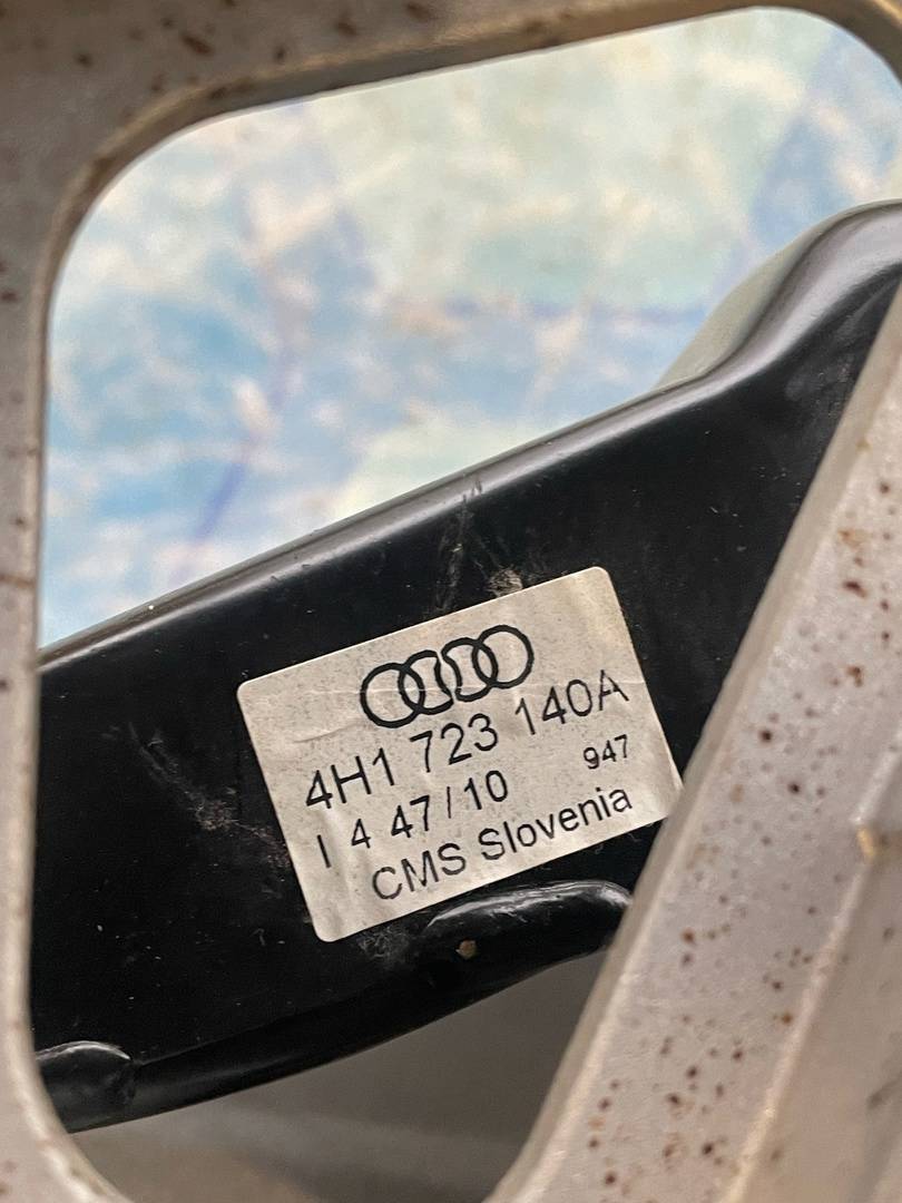Педаль тормоза A8 2011 4H 4.2 CDRA 371 л.с.
