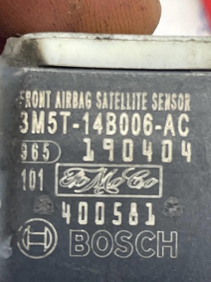 Датчик AIR BAG 1 3 2002-2009 BK