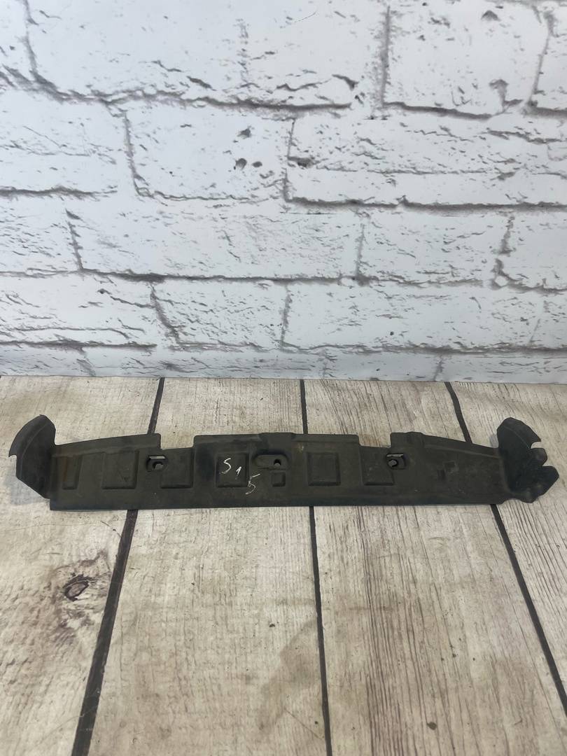 Воздуховод радиатора верхний Land Rover Discovery 3 2004-2009 DXJ500100 контрактная