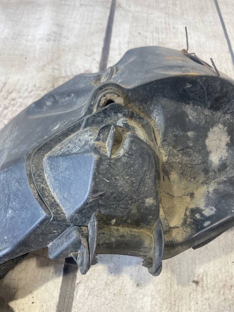 Кожух Harrier 2 2003-2013 XU30