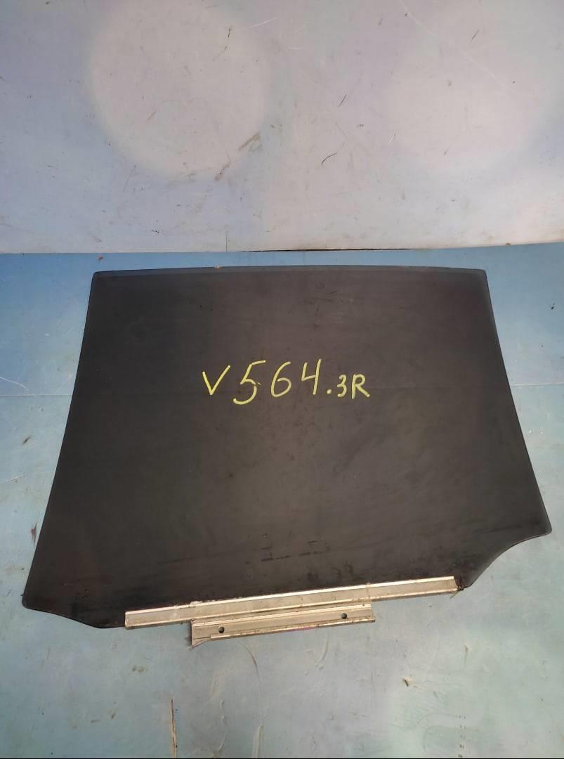 Стекло двери заднее правое универсал Lexus RX 400h 2003-2009 68103-48130 контрактная