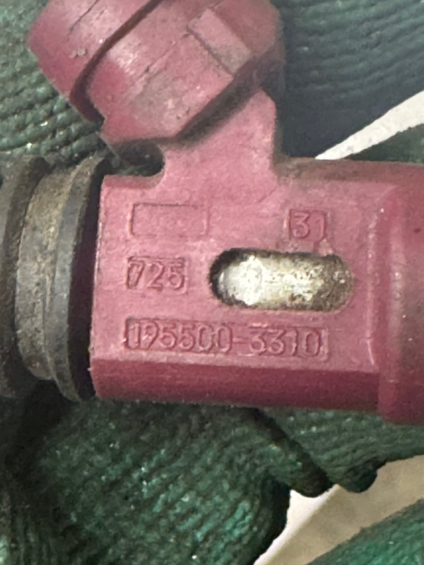 Форсунка топливная бензиновая 3 2007 BK 1.6 Z6 (105 л.с)