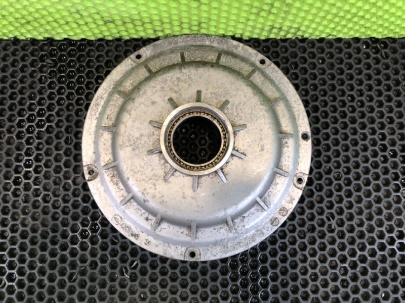 Крышка корпуса кпп Audi A5 0b5323259E контрактная