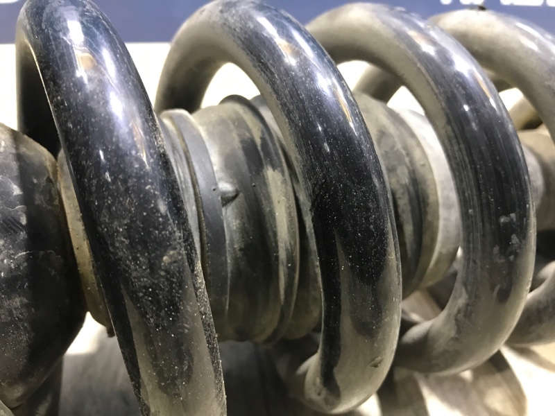 Амортизатор передний L200 2019 KK/KL 2.4 4N15