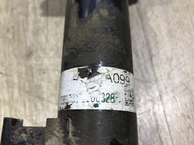 Амортизатор передний L200 2019 KK/KL 2.4 4N15