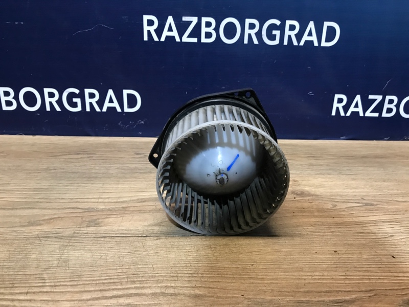 Моторчик печки L200 2009 KB4T 2.5 4D56