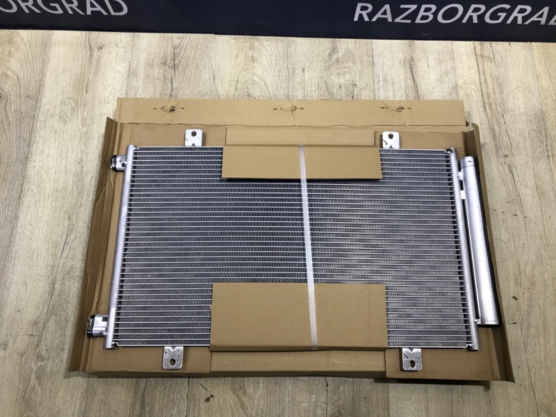 Радиатор кондиционера Suzuki SX4/Vitara