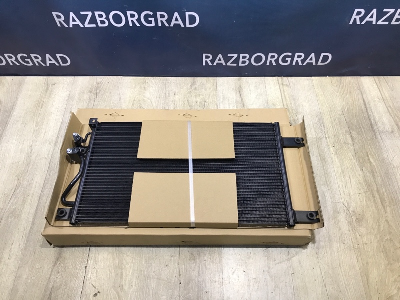 Радиатор кондиционера L200