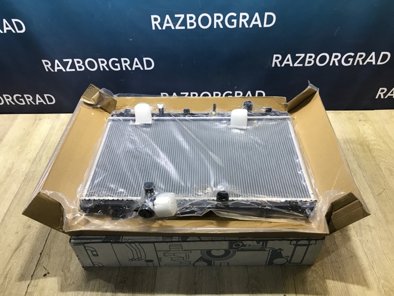 Радиатор охлаждения Suzuki Vitara AT 4 1.6 2706147 новая