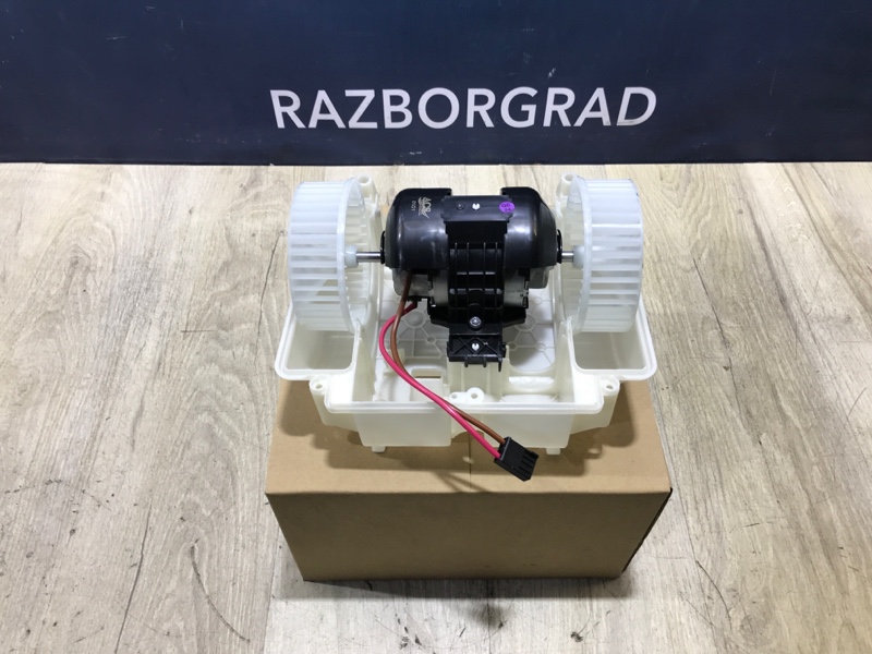 Моторчик печки S-Class W221 Моторчик печки S-Class W221