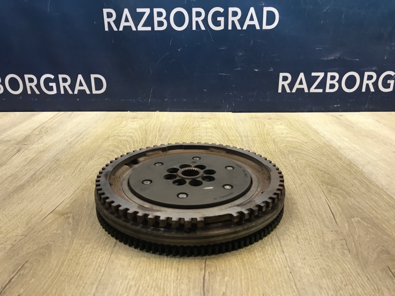 Маховик Emgrand EC7 1.8 JL4G18