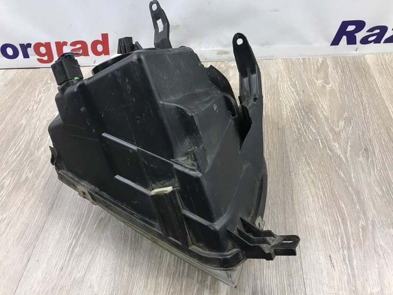 Фара левая Fusion 2009 CBK 1.4 FXJA Фара левая Fusion 2009 CBK 1.4 FXJA