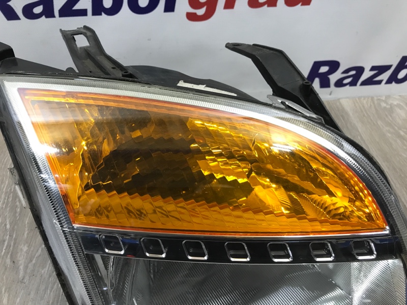 Фара правая Fusion 2010 CBK 1.6 FYJA Фара правая Fusion 2010 CBK 1.6 FYJA