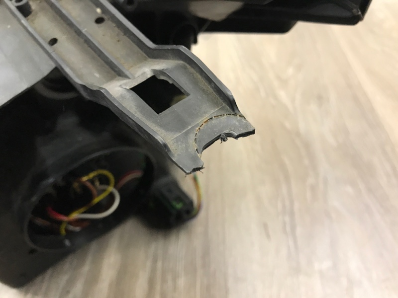 Фара правая Fusion 2010 CBK 1.6 FYJA Фара правая Fusion 2010 CBK 1.6 FYJA