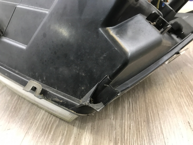 Фара правая Fusion 2010 CBK 1.6 FYJA Фара правая Fusion 2010 CBK 1.6 FYJA