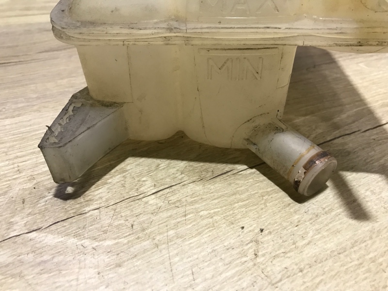 Бачок расширительный Focus 2008 2 1.6 SHDA