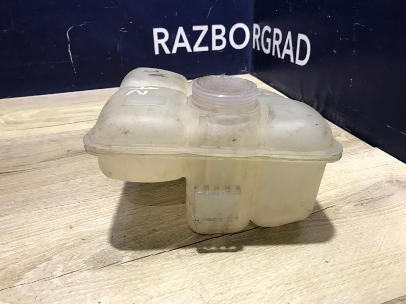 Бачок расширительный Focus 2008 2 1.6 SHDA