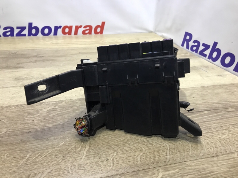 Блок предохранителей подкапотный SX4 2006 RW416 1.6 M16A Блок предохранителей подкапотный SX4 2006 RW416 1.6 M16A