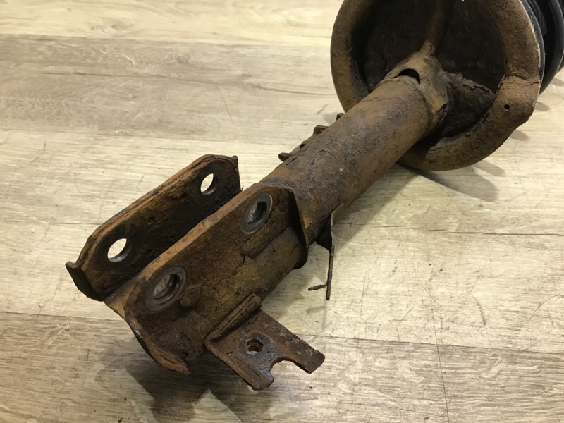 Амортизатор передний правый SX4 2006 RW416 1.6 M16A