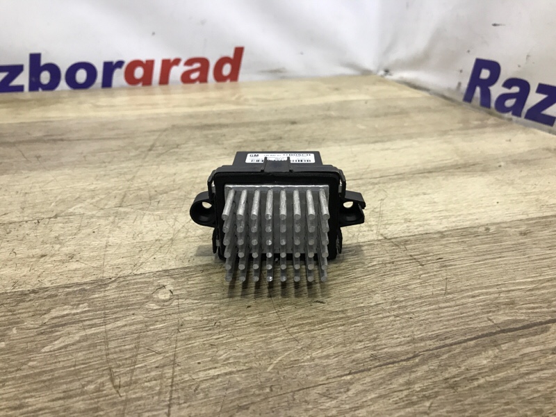 Резистор отопителя Chevrolet Cruze 2010 J300 1.8 F18D4 13503201 Б/У