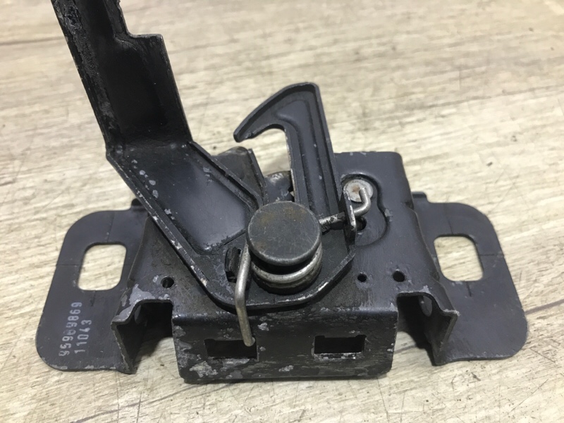 Замок капота Chevrolet Cruze J300 1.8 Z18XER