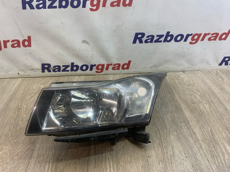Фара левая Chevrolet Cruze 2011 J300 1.8 Z18XER 95479488 Б/У