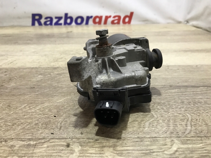 Моторчик стеклоочистителя передний Avensis 2006 1.6 3ZZFE