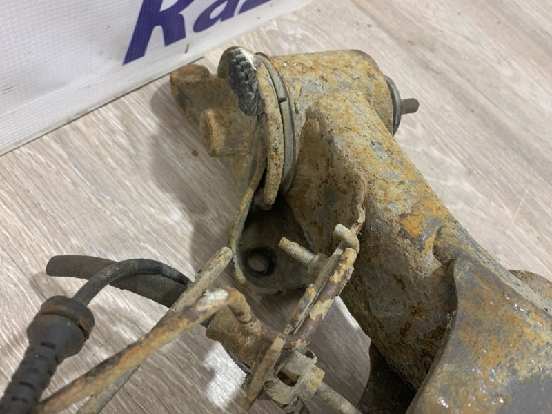 Балка задняя 3008 2010 1.6 EP6