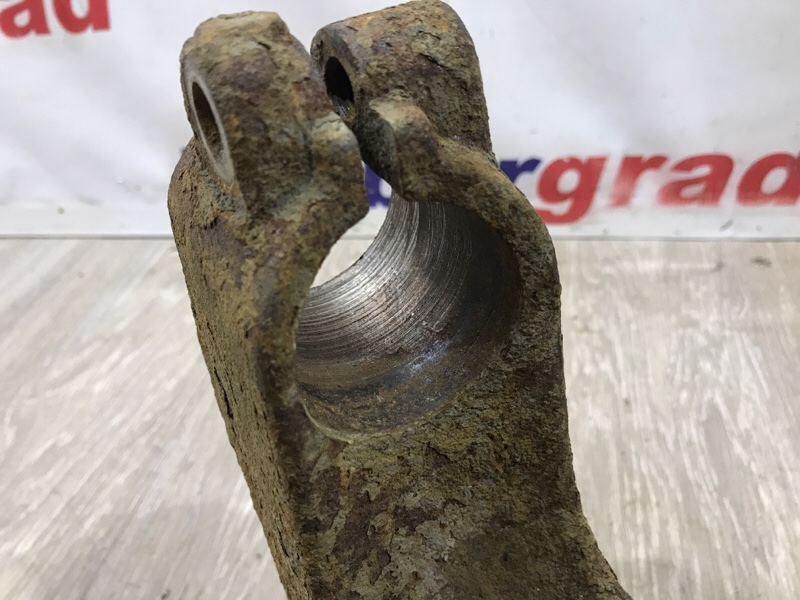 Кулак поворотный правый C-Max 2007 CB3 1.8 QQDB