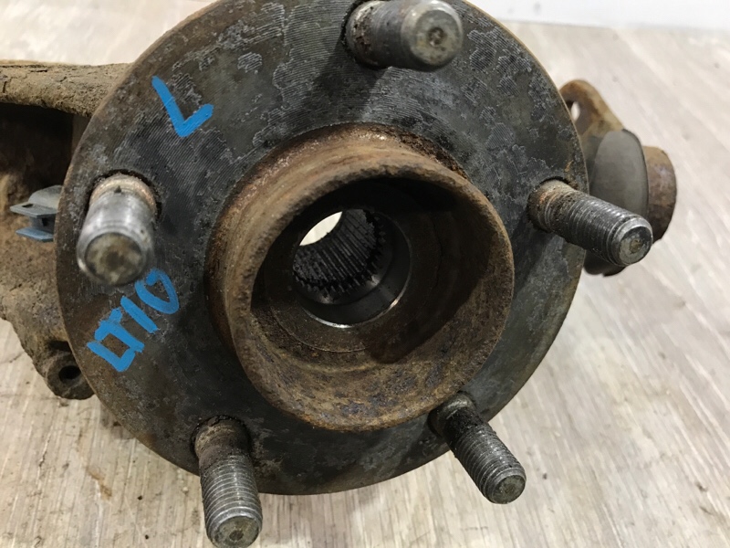 Кулак поворотный левый Ford C-Max CB3 1.8 QQDB