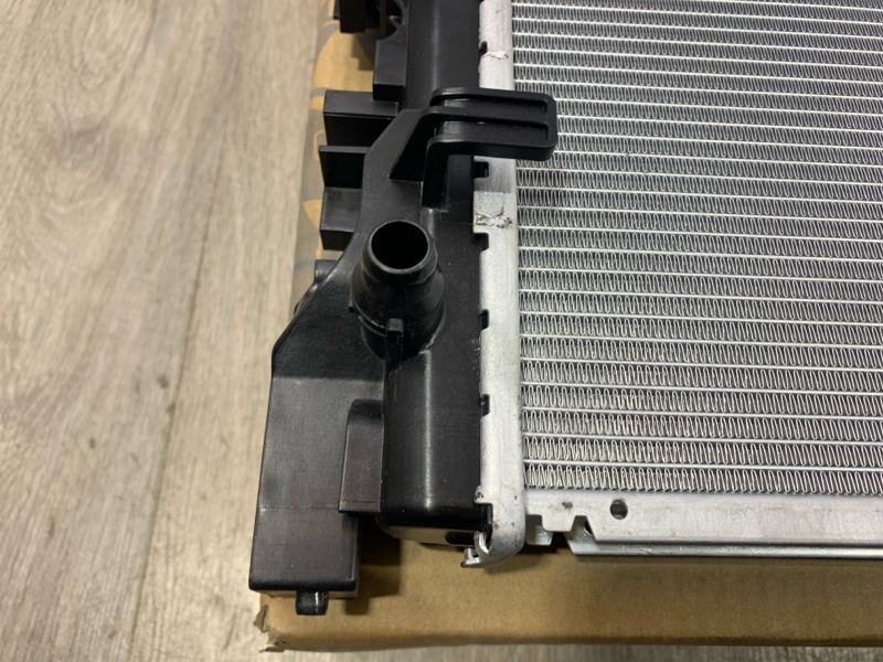 Радиатор охлаждения BMW 5 G30/6 G32/7 G11 Радиатор охлаждения BMW 5 G30/6 G32/7 G11