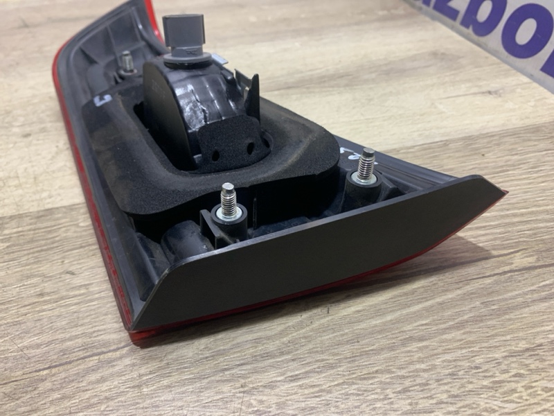 Фонарь внутренний левый ASX 2010 1