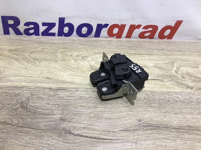 Запчасть замок багажника Mercedes-Benz B-Class 2012 W246 1.6 270.910 A2467400035 контрактная Замок багажника Mercedes-Benz B-Class 2012 W246 1.6 270.910 A2467400035 контрактная