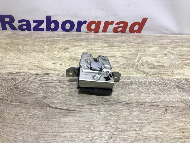 Замок багажника B-Class 2012 W246 1.6 270.910 Замок багажника B-Class 2012 W246 1.6 270.910