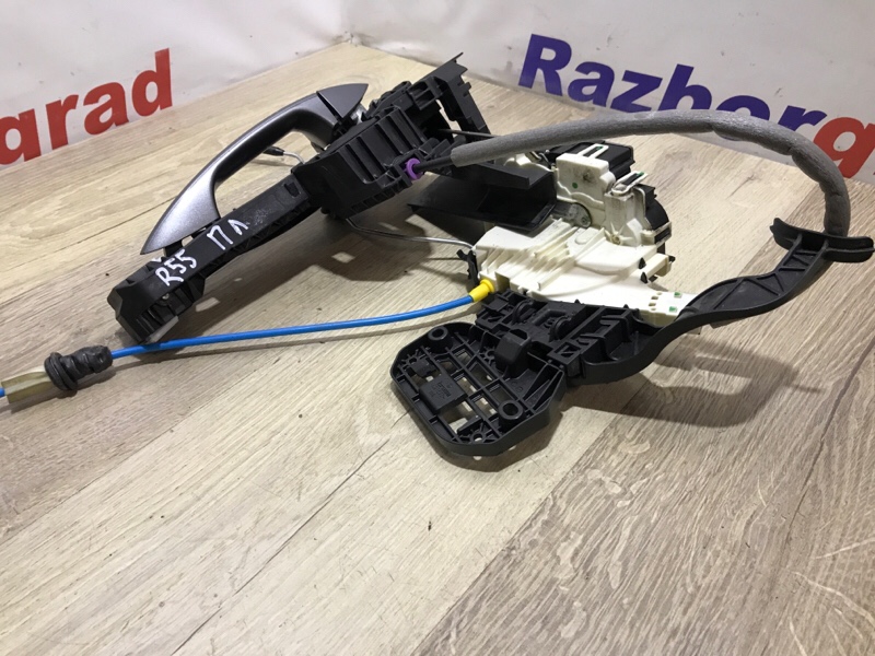 Замок двери передний левый B-Class 2012 W246 1.6 270.910